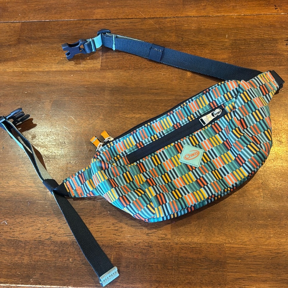 Chaco Fanny pack - Picture 3 of 9